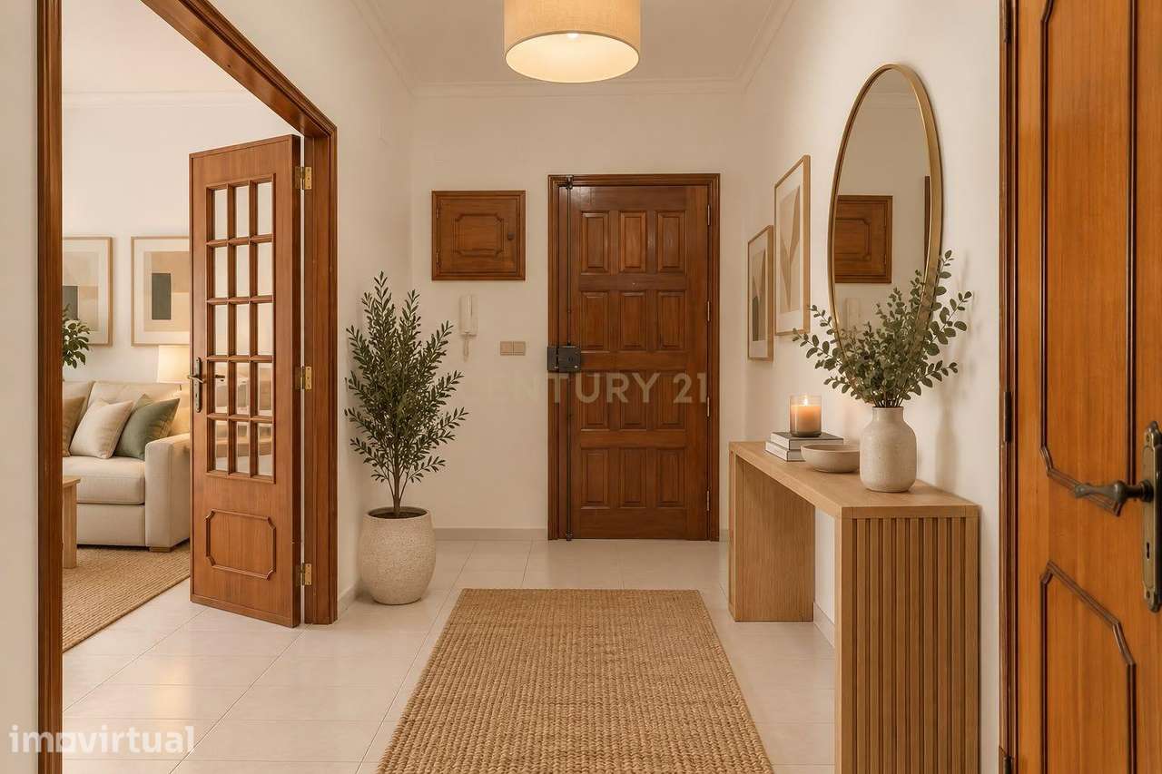 Apartamento T3 no Infantado com BOX para 3 viaturas e arrecadação - Grande imagem: 3/35