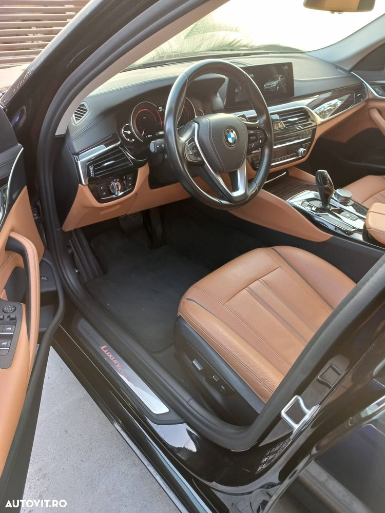 BMW Seria 5 520d xDrive AT - 10