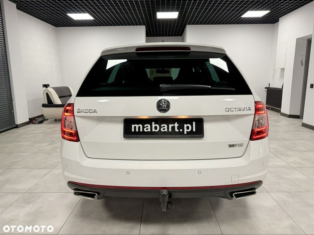 Skoda Octavia 2.0 TDI RS DSG - 5