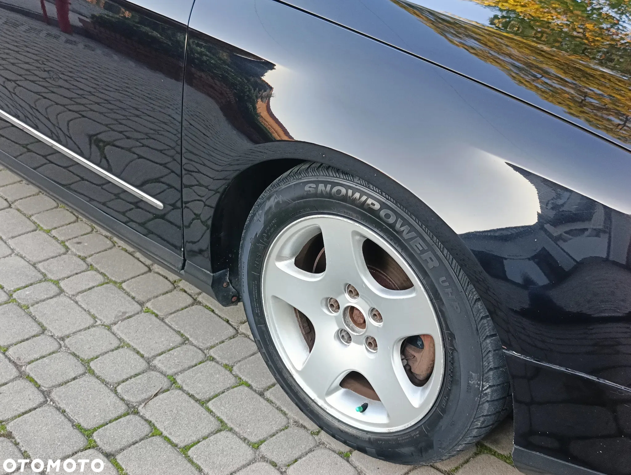 Volkswagen Passat 2.0 TDI DPF Highline - 11