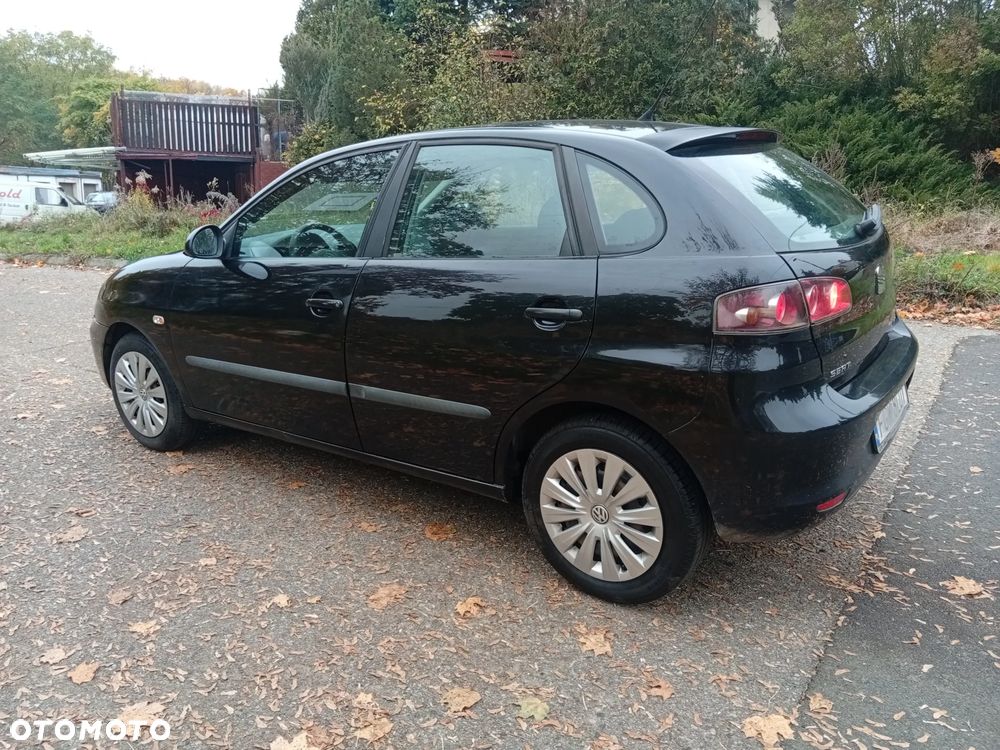 Seat Ibiza 2008 photo 2