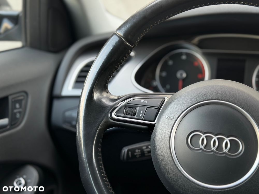 Audi A4 Avant 2.0 TDI DPF clean diesel quattro Ambiente - 11