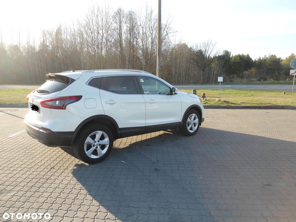 Nissan Qashqai 1.2 DIG-T N-Connecta Xtronic - 3
