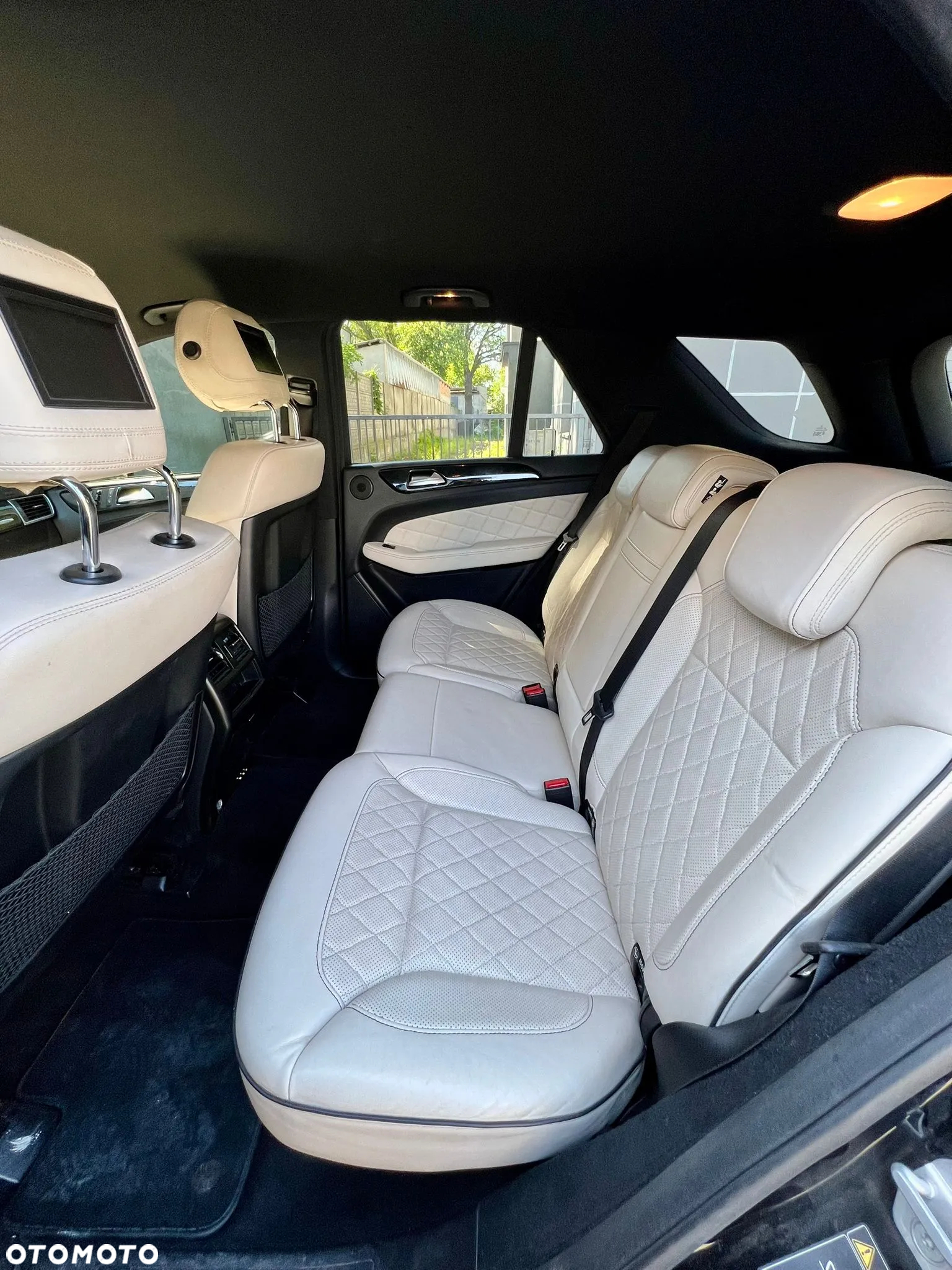 Mercedes-Benz ML 350 BlueTEC 4MATIC 7G-TRONIC Edition 1 - 17