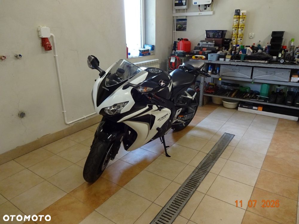 Honda CBR - 5