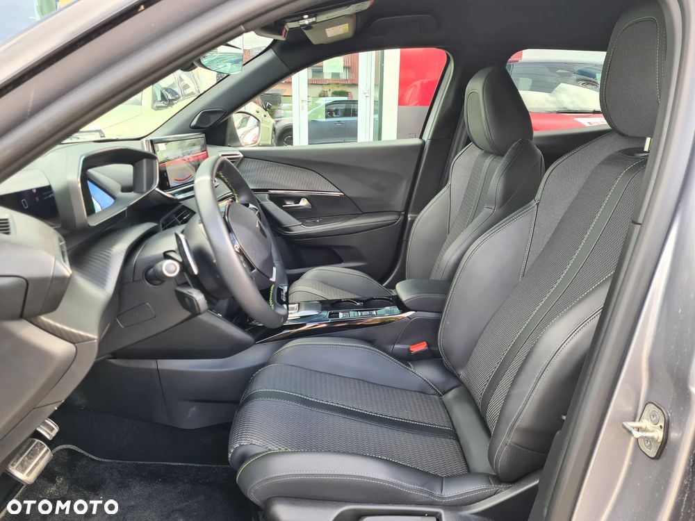 Peugeot 2008 1.2 PureTech GT S&S EAT8 - 11