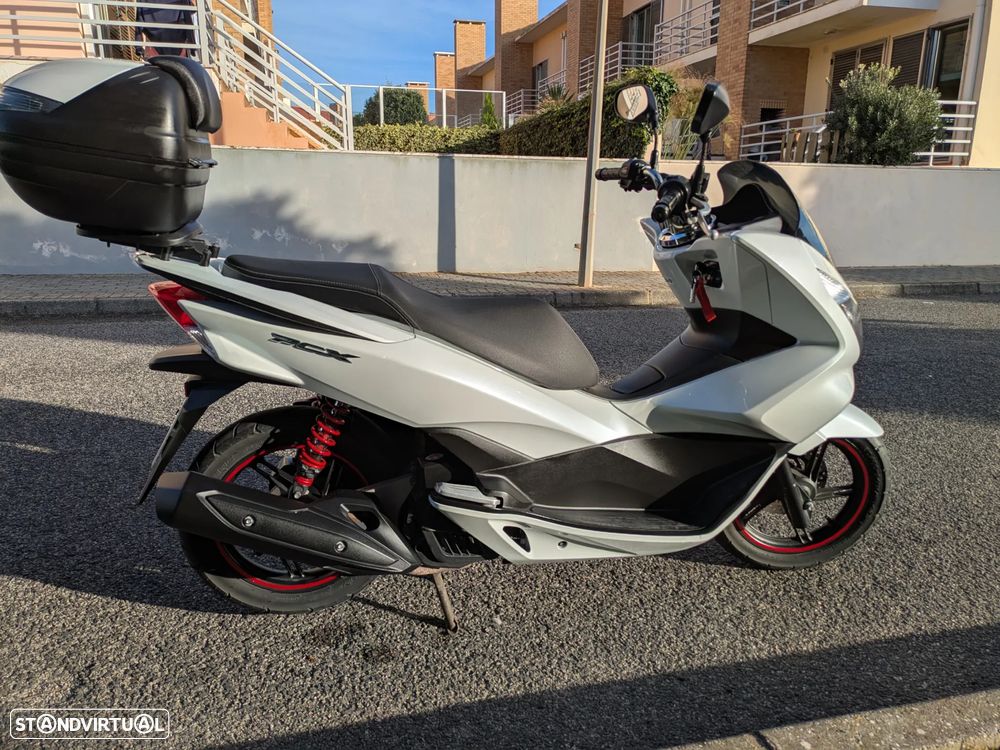 Honda PCX125 - 1