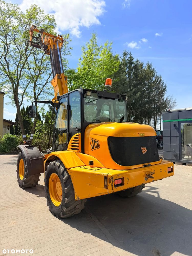 JCB TM 300 - 8
