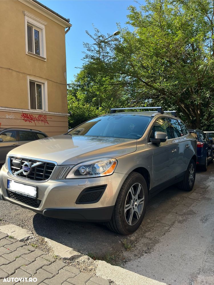 Volvo XC 60 - 1