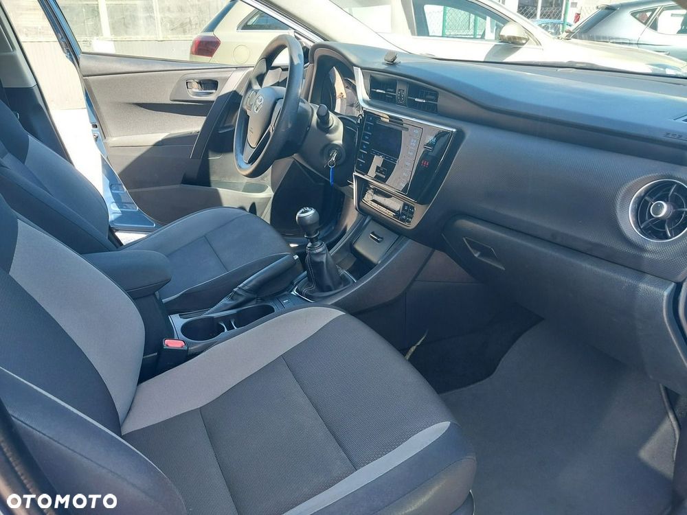 Toyota Auris 1.33 VVT-i Active - 11