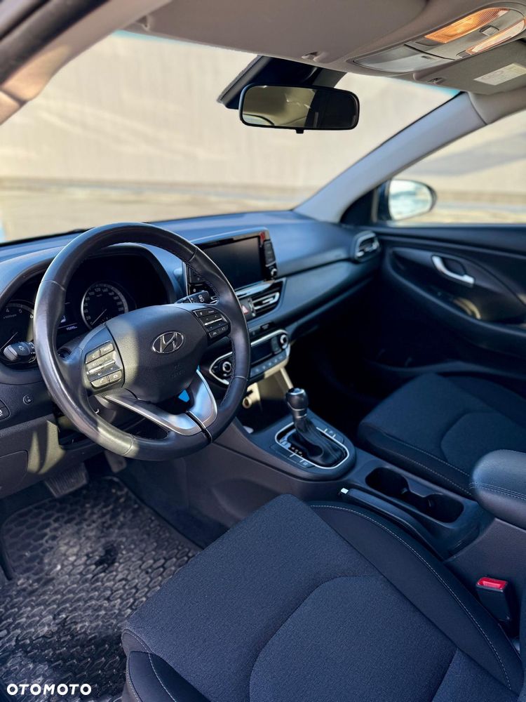 Hyundai i30 1.0 T-GDI Classic + DCT - 19