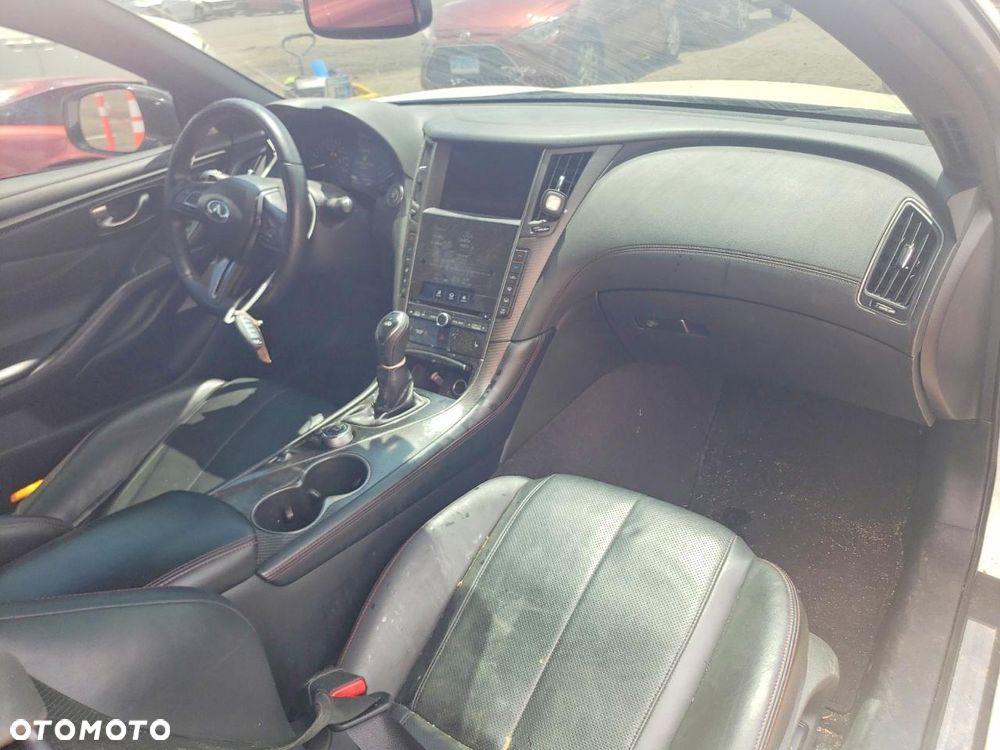 Infiniti Q60 Q60S 3.0t AWD Sport - 9