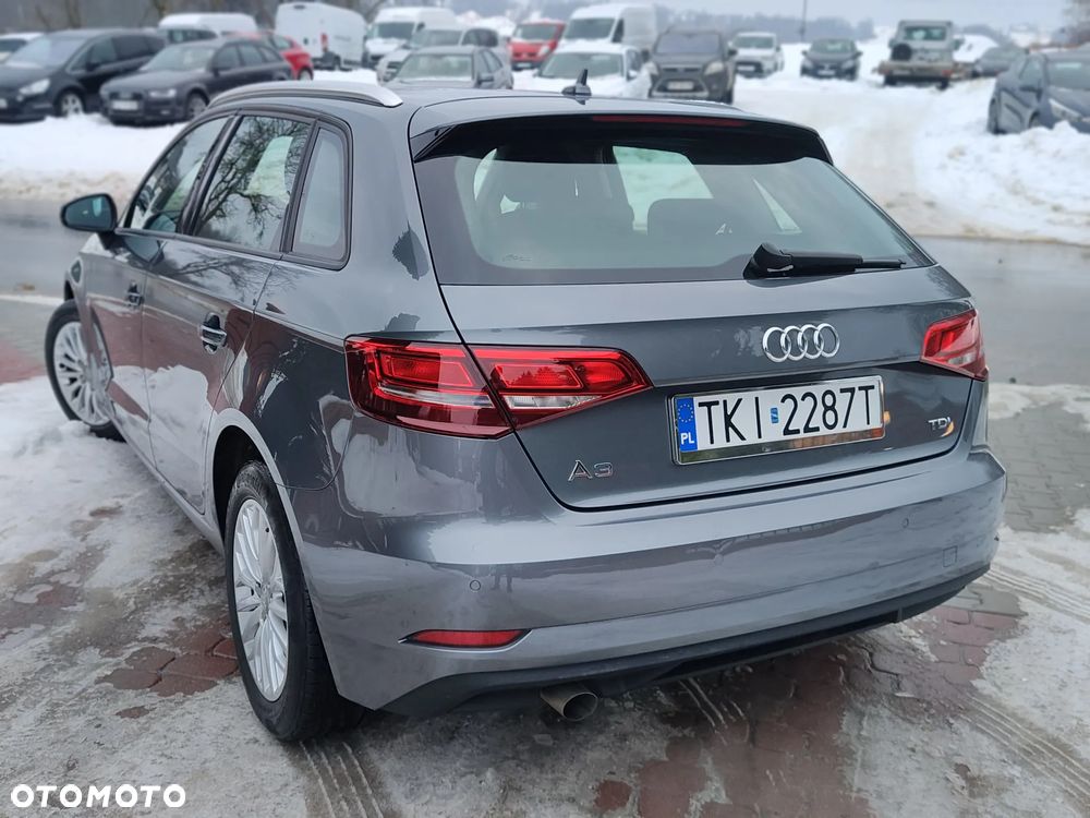 Audi A3 Sportback - 11