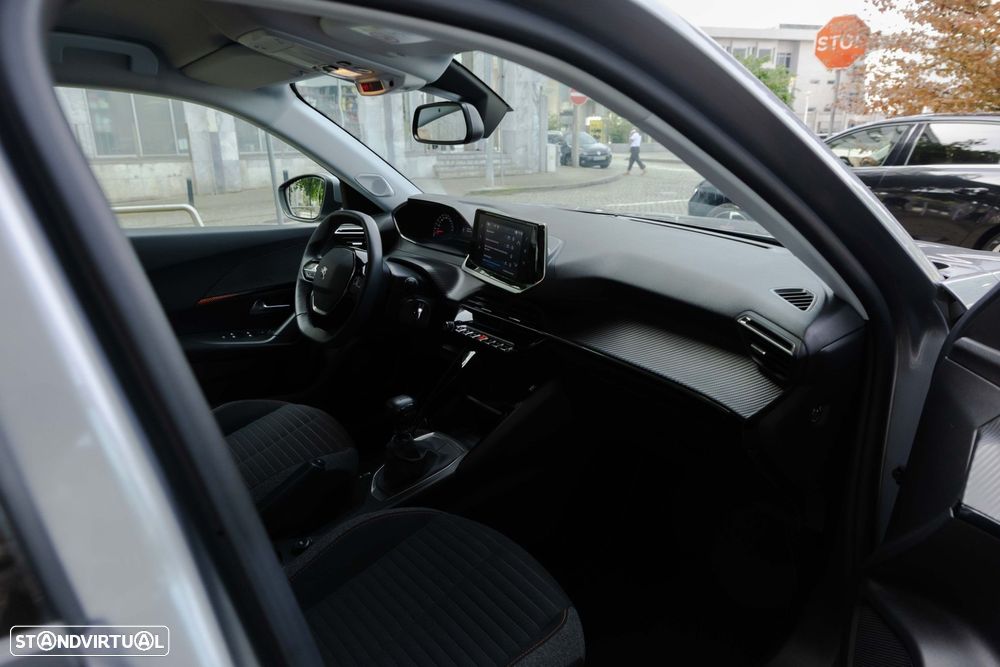 Peugeot 2008 1.2 PureTech Active - 24