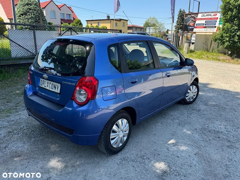 Chevrolet Aveo - 11