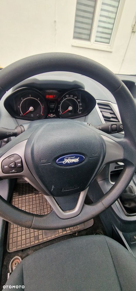 Ford Fiesta 1.4 TDCi Ghia - 5
