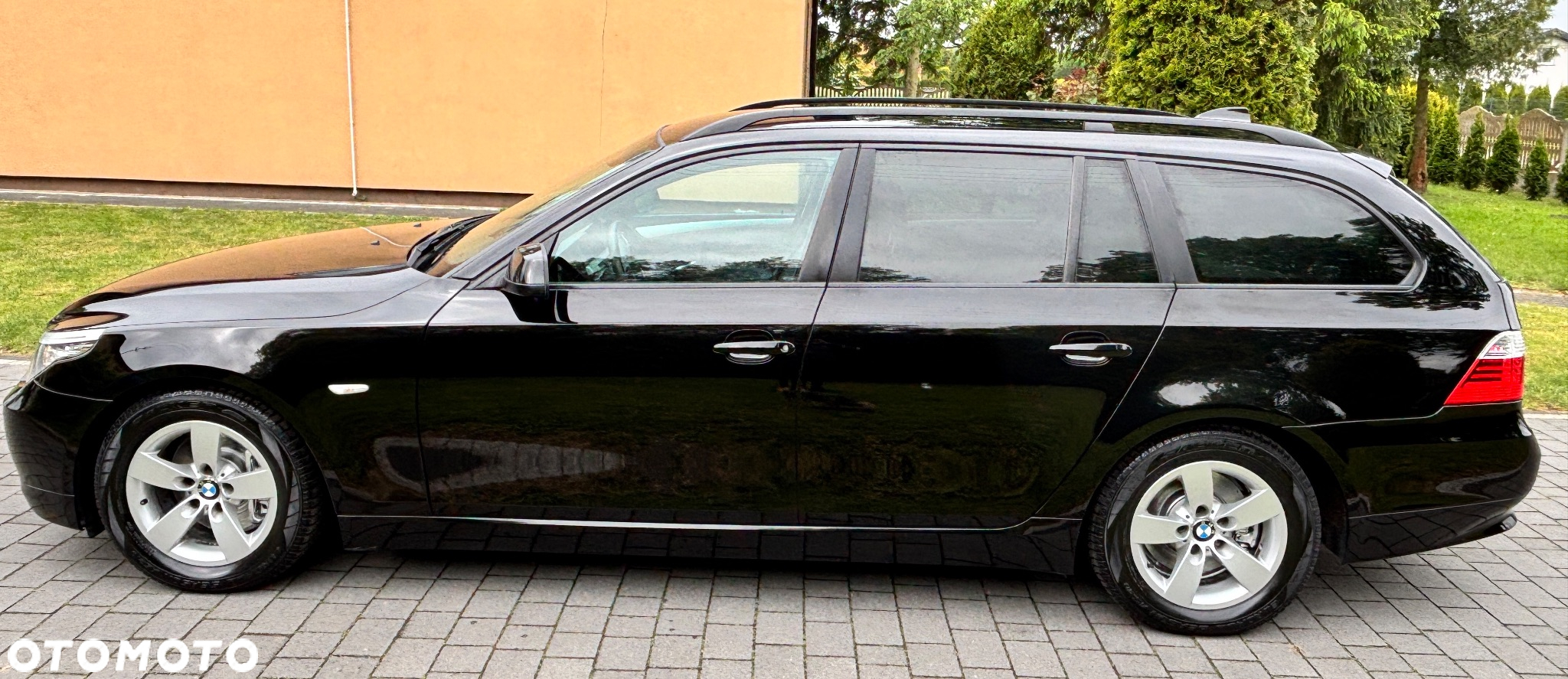 BMW Seria 5 520d - 12