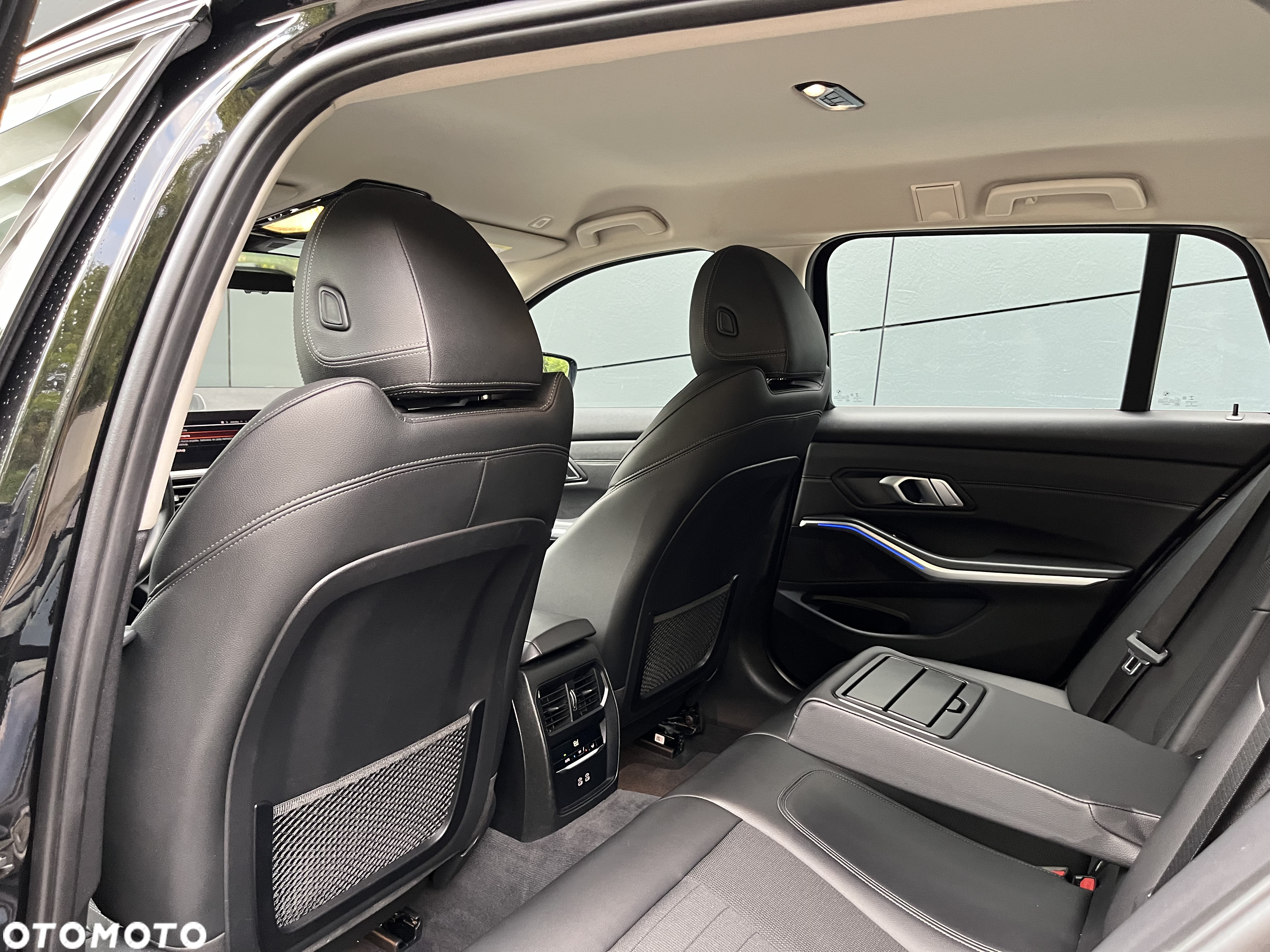 BMW Seria 3 320i Advantage sport - 20