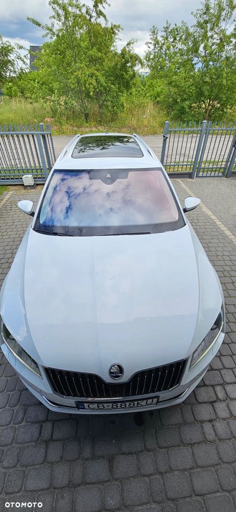 Skoda Superb 2.0 TDI 4x4 L&K DSG - 6