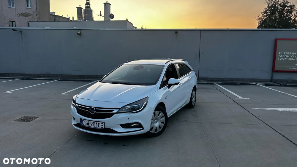 Opel Astra IV 1.6 CDTI Cosmo - 6
