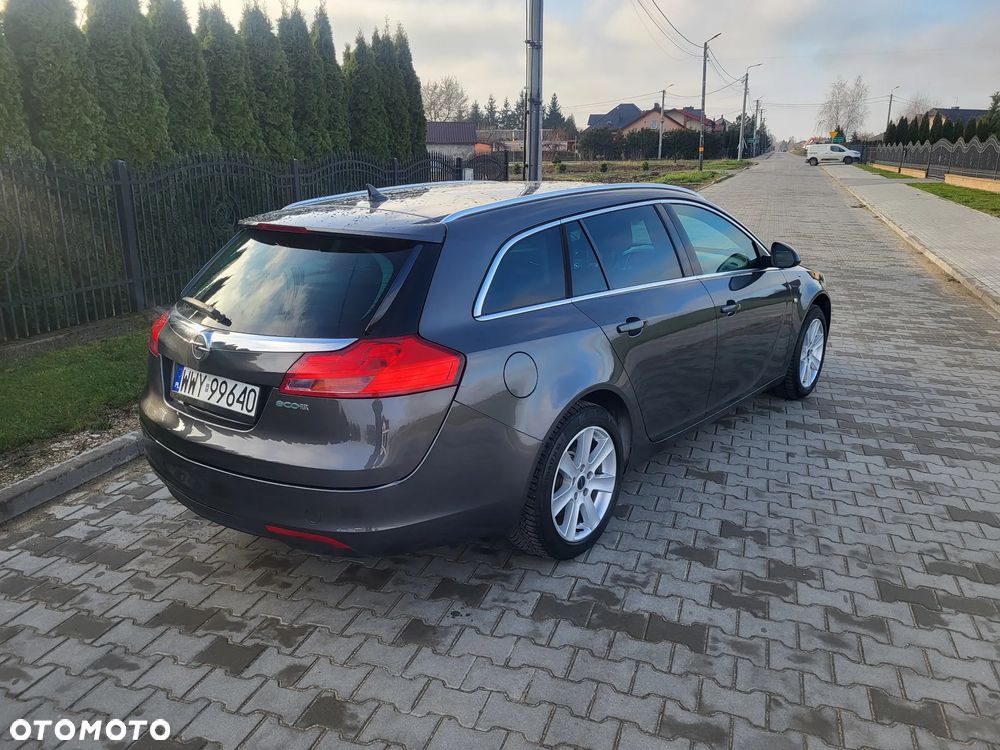 Opel Insignia - 8