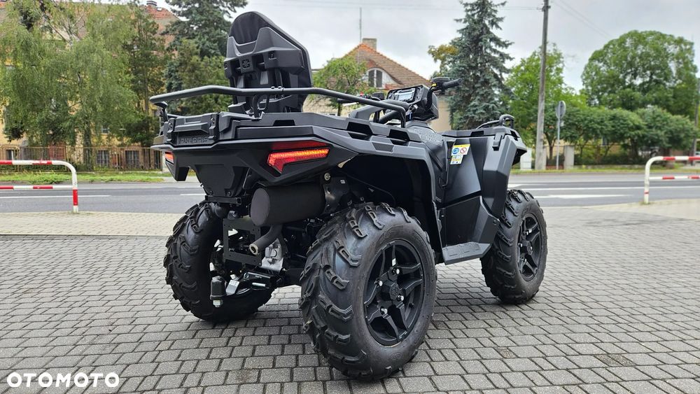 Polaris Sportsman - 3