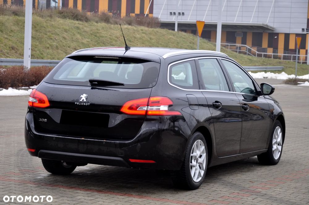 Peugeot 308 BlueHDi 130 EAT8 Black Edition - 8
