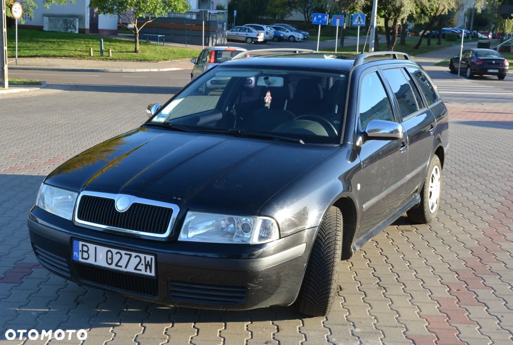 Skoda Octavia 1.6 Combi - 3