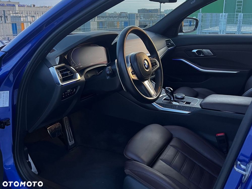 BMW Seria 3 330i xDrive M Sport sport - 15