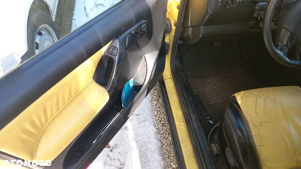 Volkswagen Golf 2.9 Syncro VR6 - 3