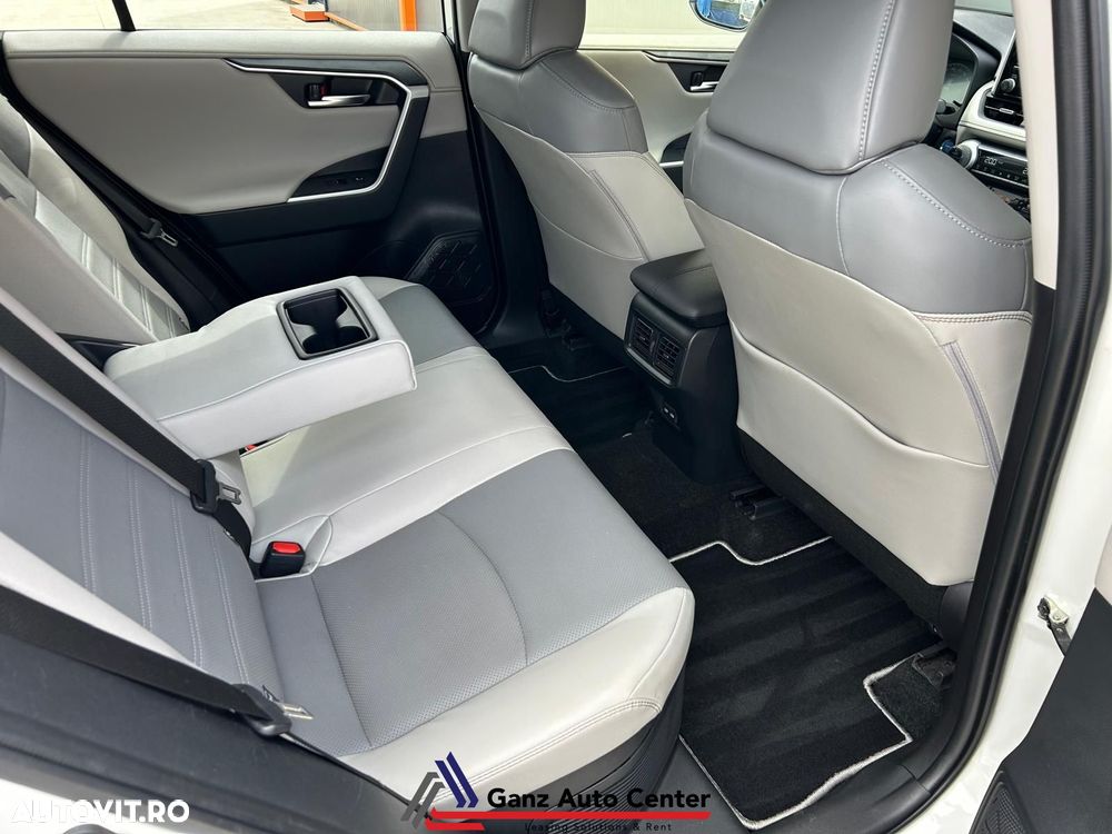 Toyota RAV4 2.5 VVT-iE 4x4 Luxury Plus - 17