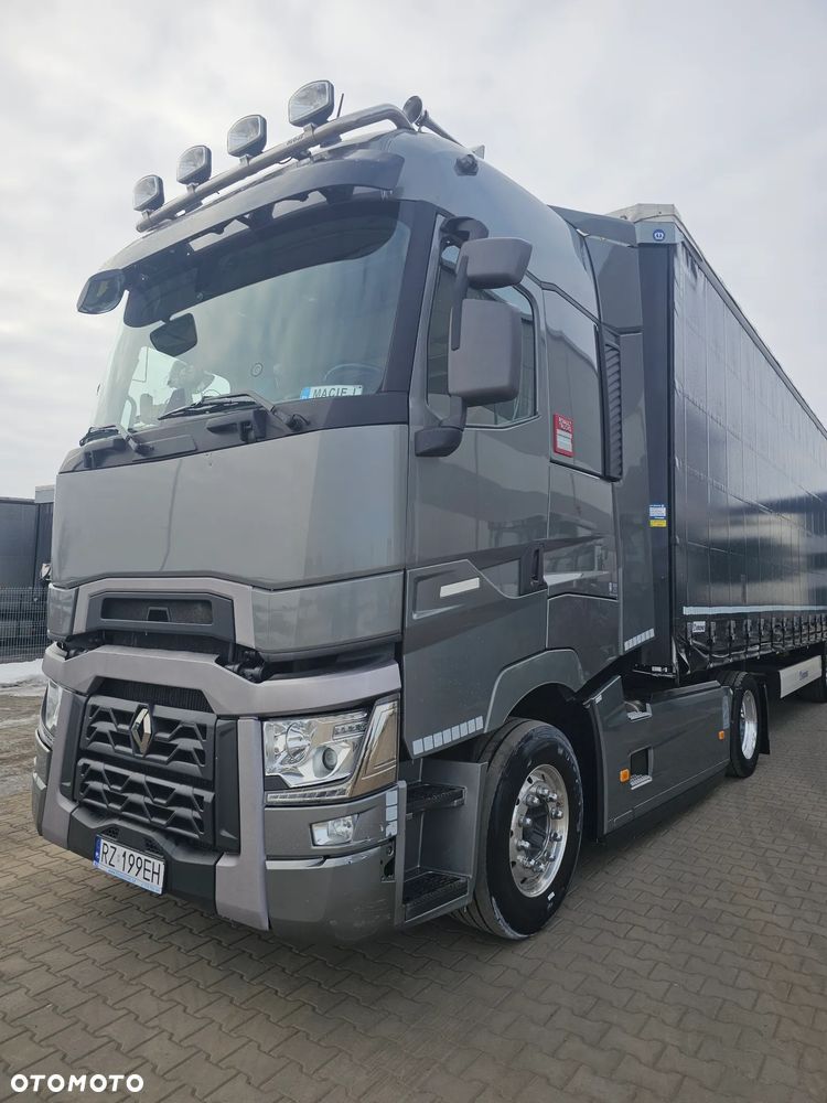 Renault T520 - 1