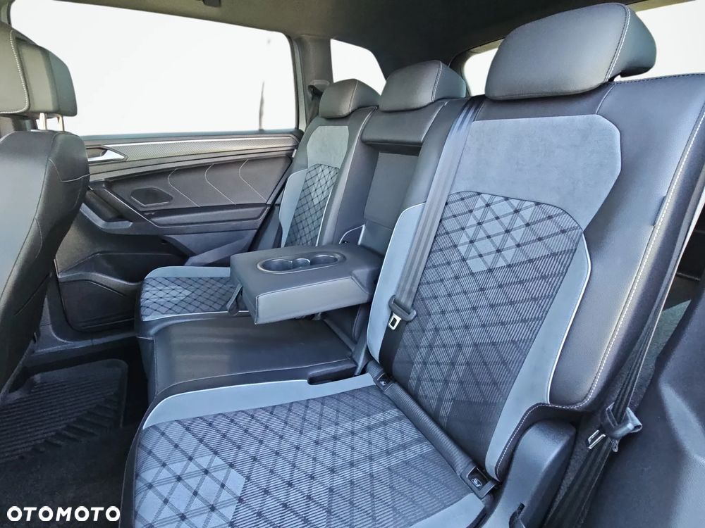 Volkswagen Tiguan Allspace 1.5 TSI EVO R-Line DSG - 26