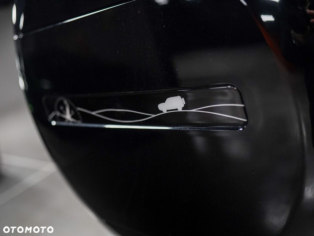 Land Rover Defender 5.0 P525 V8 - 14