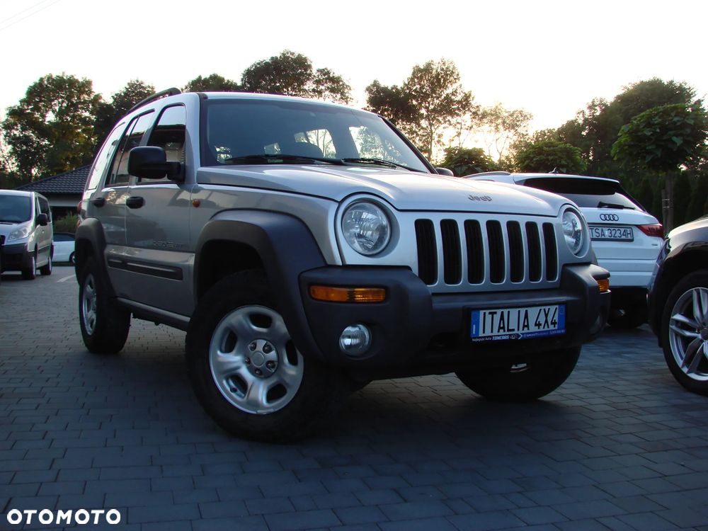 Jeep Cherokee 2.5L CRD Sport - 4