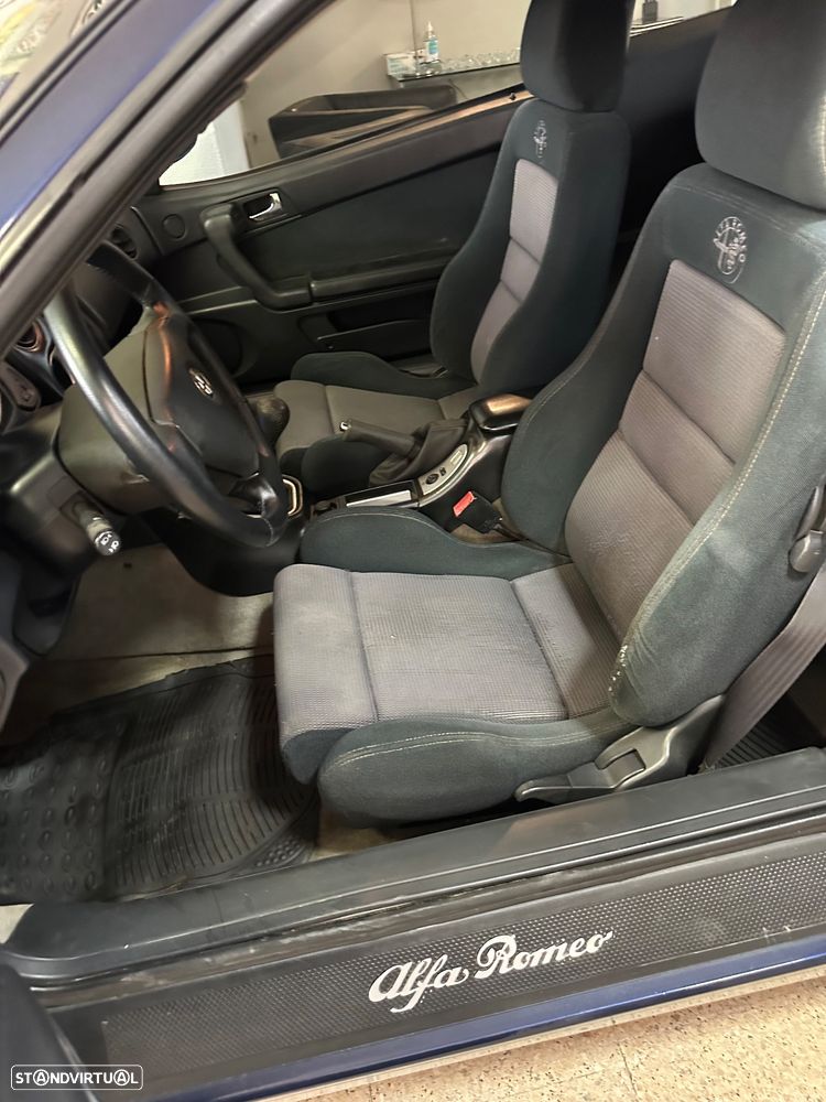 Alfa Romeo GTV 1.8 TS - 19