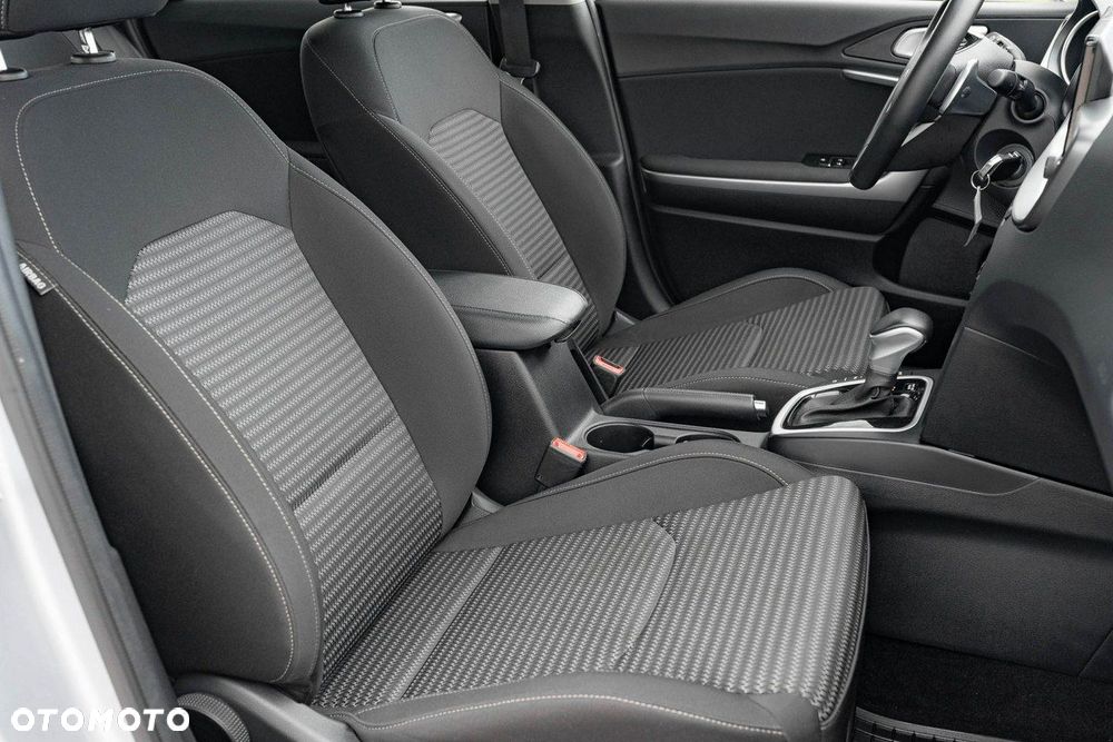 Kia Ceed 1.5 T-GDI M DCT - 28