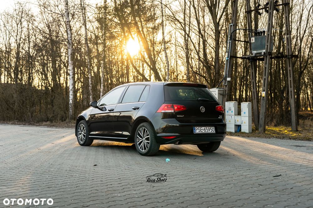 Volkswagen Golf 1.2 TSI BlueMotion Technology Allstar - 9