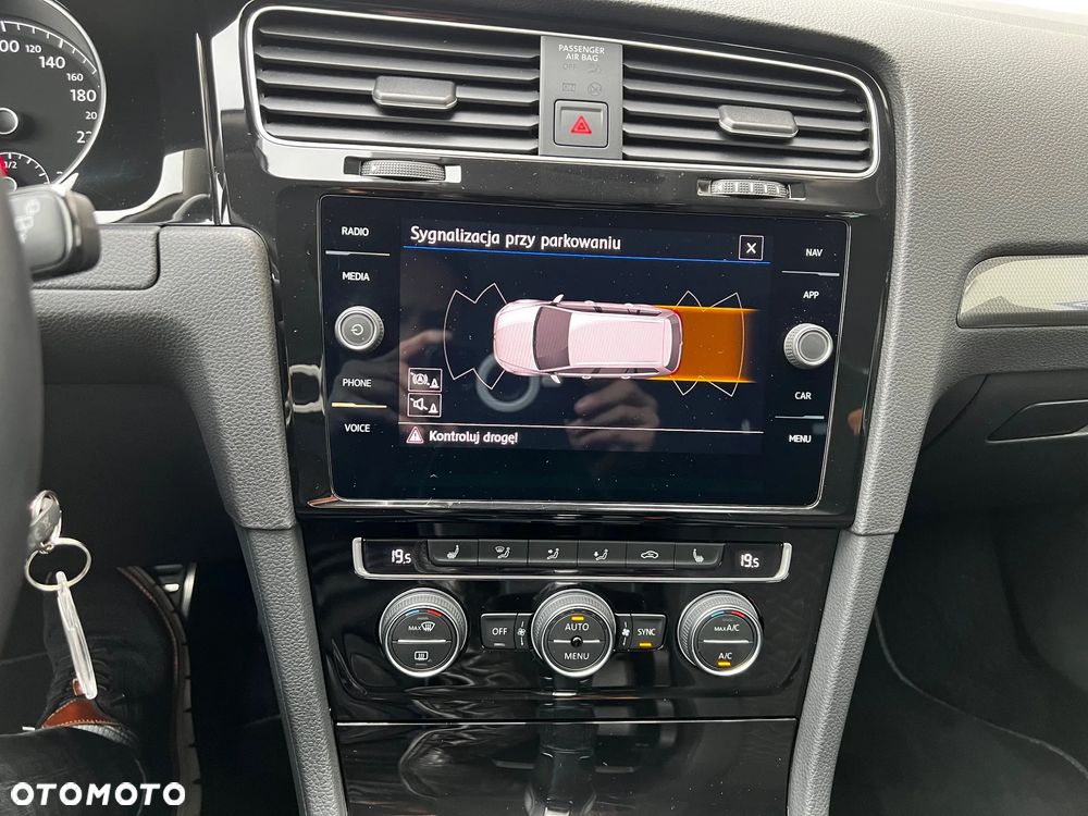 Volkswagen Golf 2.0 TDI DSG Join - 9