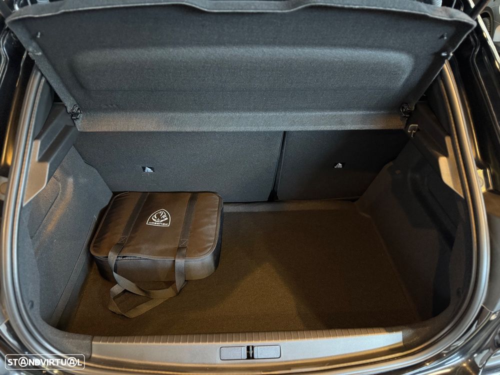 Peugeot e-208 50 kWh Allure - 41