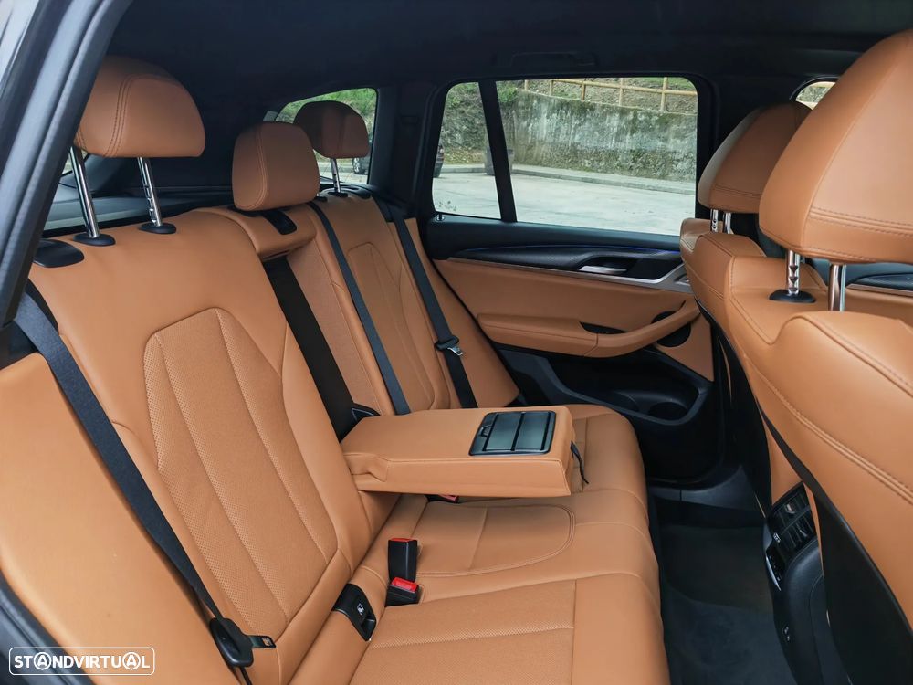 BMW X3 30 e xDrive Pack M - 22