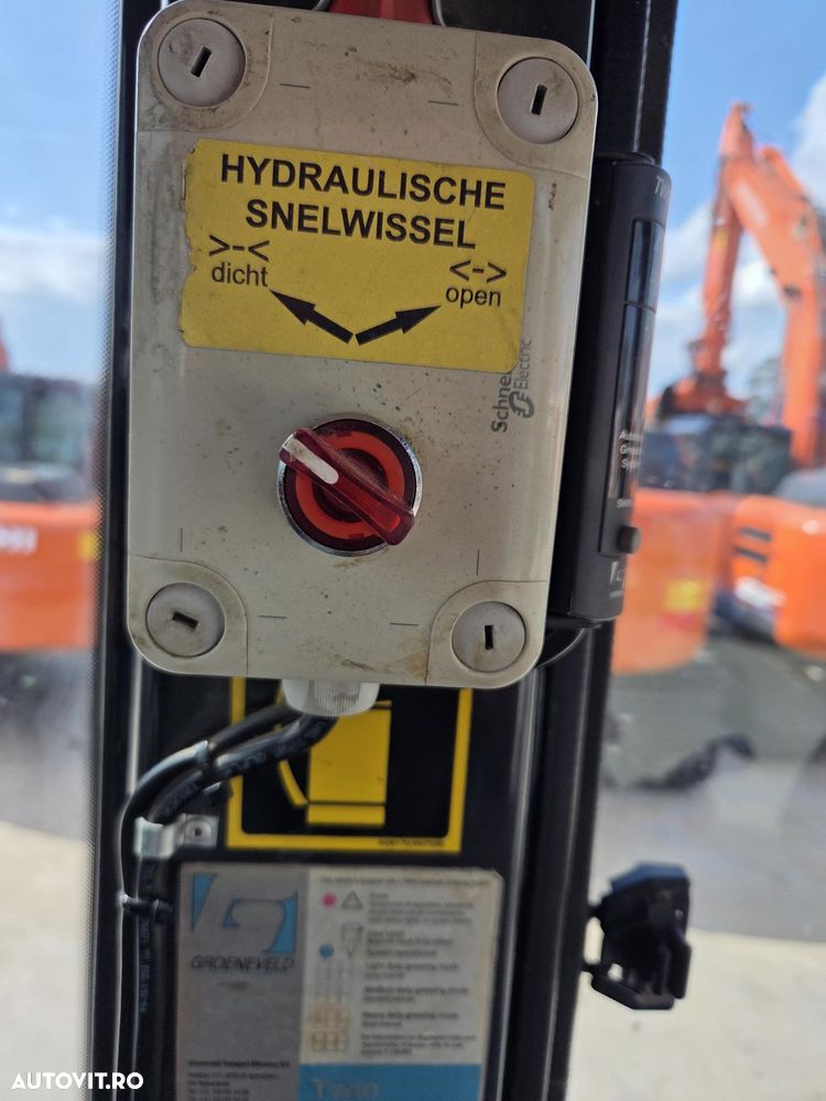 Hitachi BRATE LUNGI NOI la 18m, 2018, 9.033h, 3 pompe hidr HITACHI, masa operationala arpx 35t, senile LATE 90% ok, doar 1.200h deplasare, camera spate, Consum mediu 16l/h, REVIZII MOTOR SI HIDR EFECTUATE, posibilitate leasing, PROMOTIE 119.500 EUR+Tva - 7