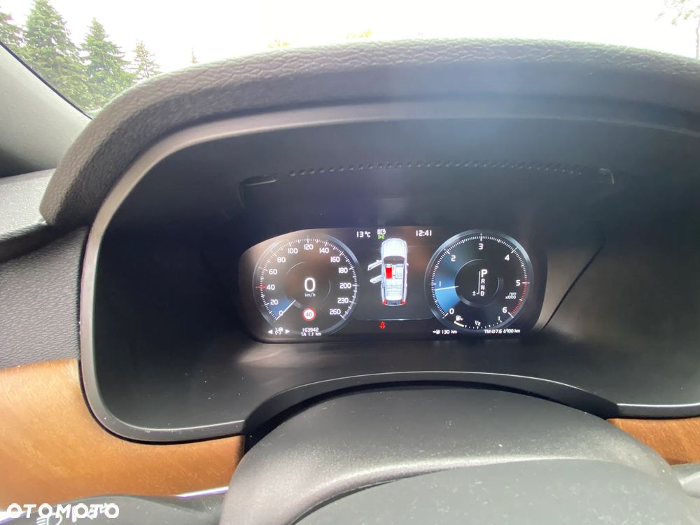 Volvo V90 D5 AWD Geartronic Inscription - 27