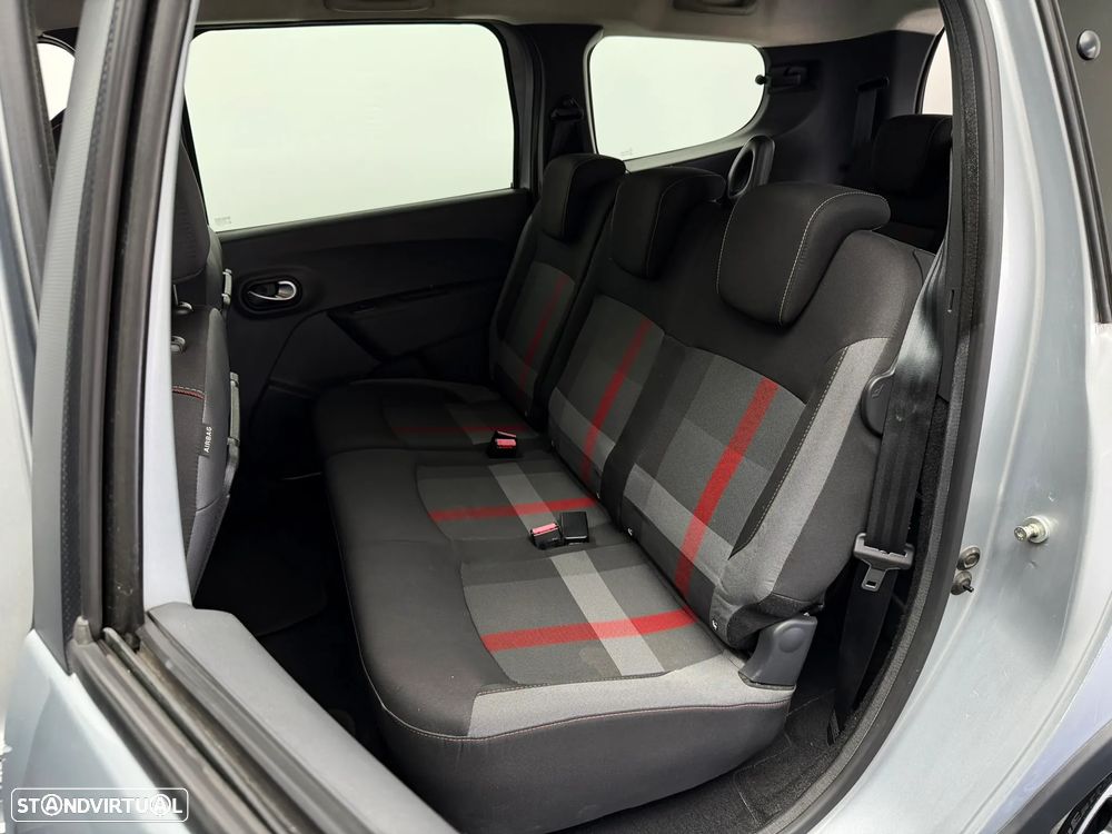 Dacia Lodgy 1.5 Blue dCi Stepway 7L - 10