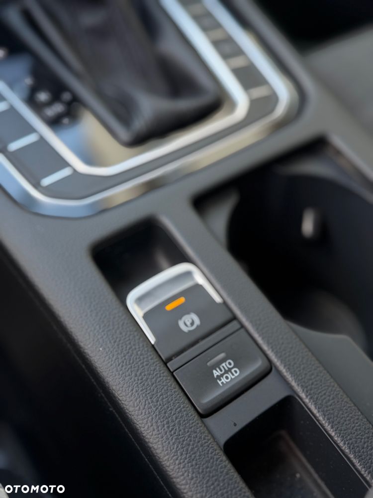Volkswagen Passat 2.0 TDI EVO Business DSG - 14