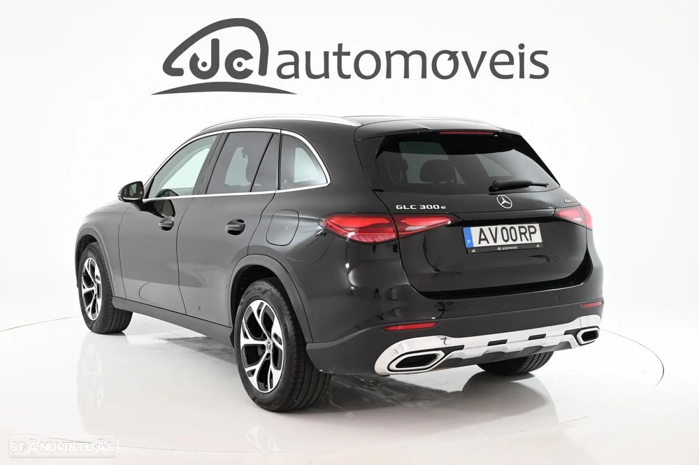 Mercedes-Benz GLC 300 e 4Matic - 3