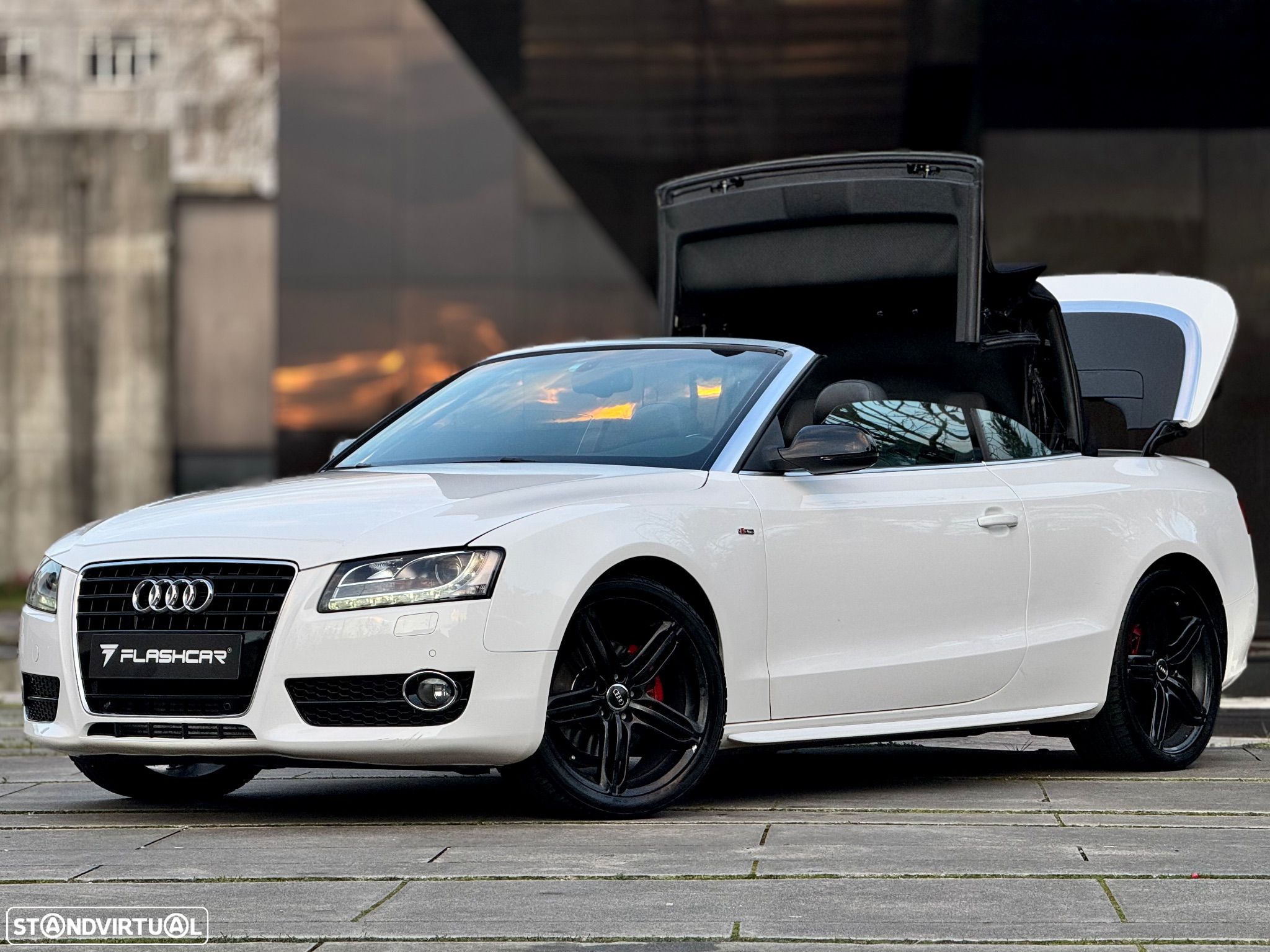 Audi A5 Cabrio 2.0 TDi - 1