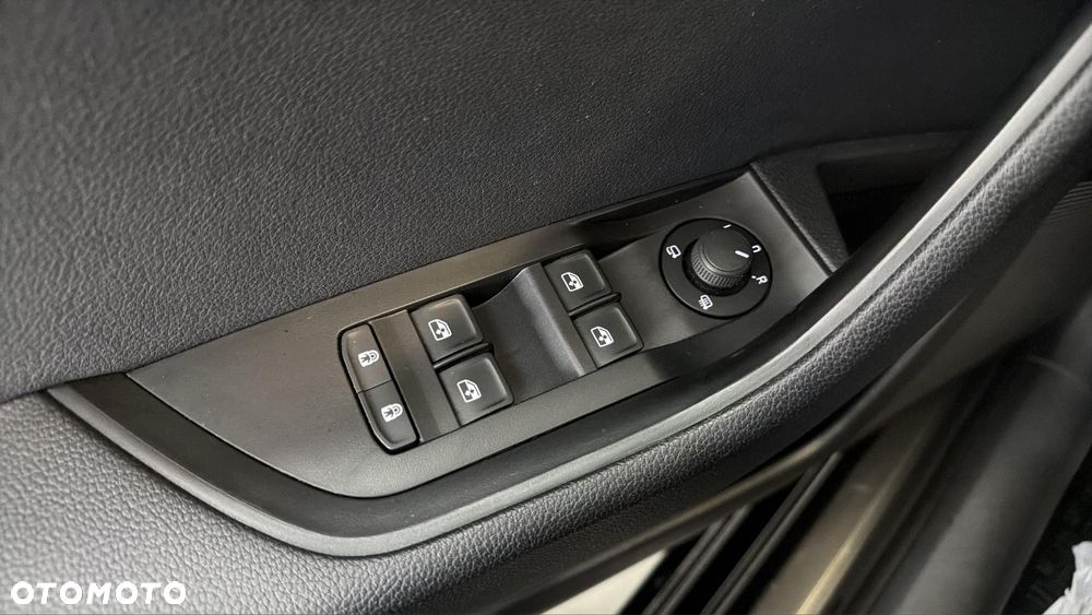 Skoda Superb 2.0 TDI SCR Ambition DSG - 29