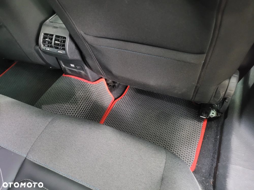 Citroën C4 1.2 PureTech Shine S&S EAT8 - 5