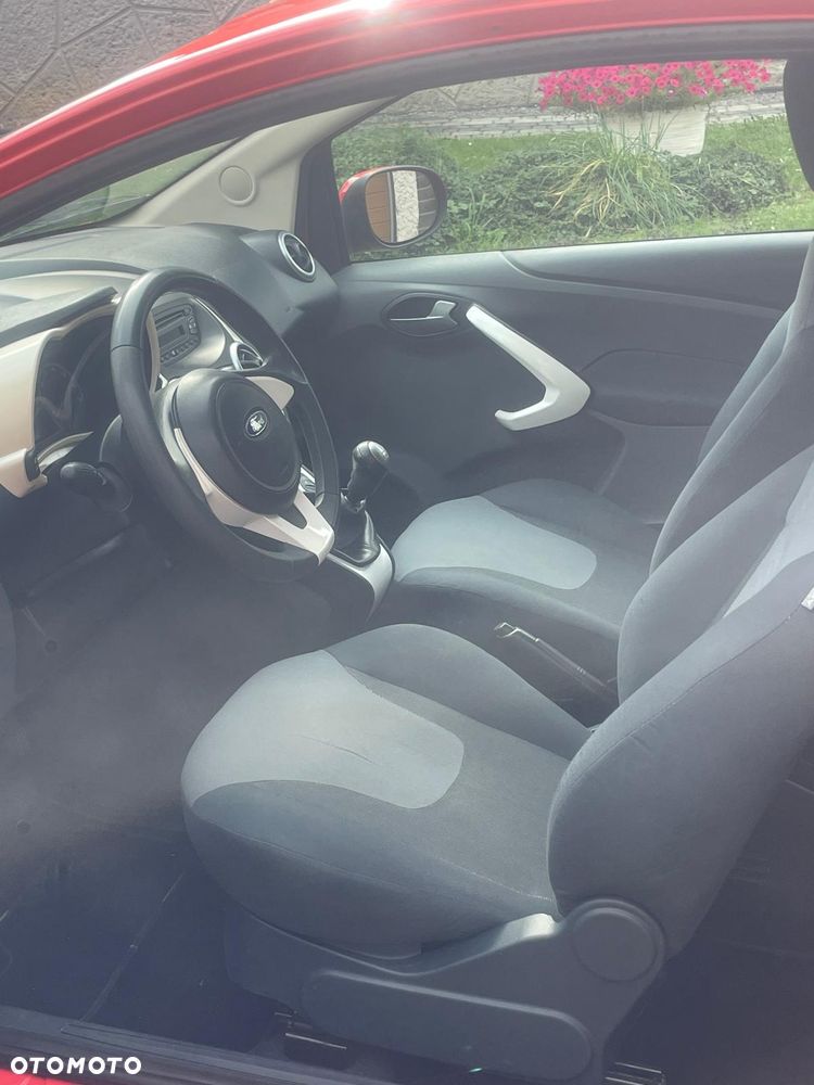 Ford KA 1.2 Titanium (air2) - 12